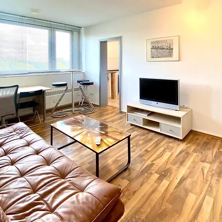 Domspitzen-Blick, Cooles 2 Zimmer Apt Mit Indoor-Swimmingpool Auf Dem Dach, Kueche Und Smart-Tv Cologne Exterior photo